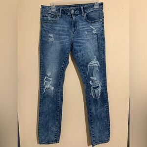 American Eagle Men's distressed Skinny jeans size 34x32 Medium/Light